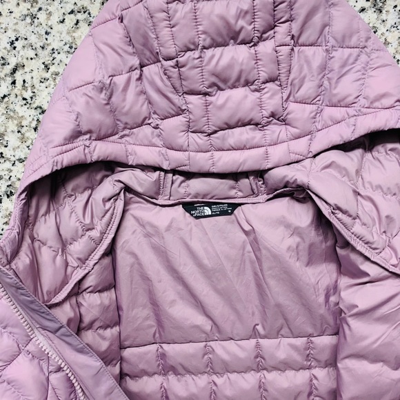 New The North Face Jacket SOLD - Picture 8 of 10